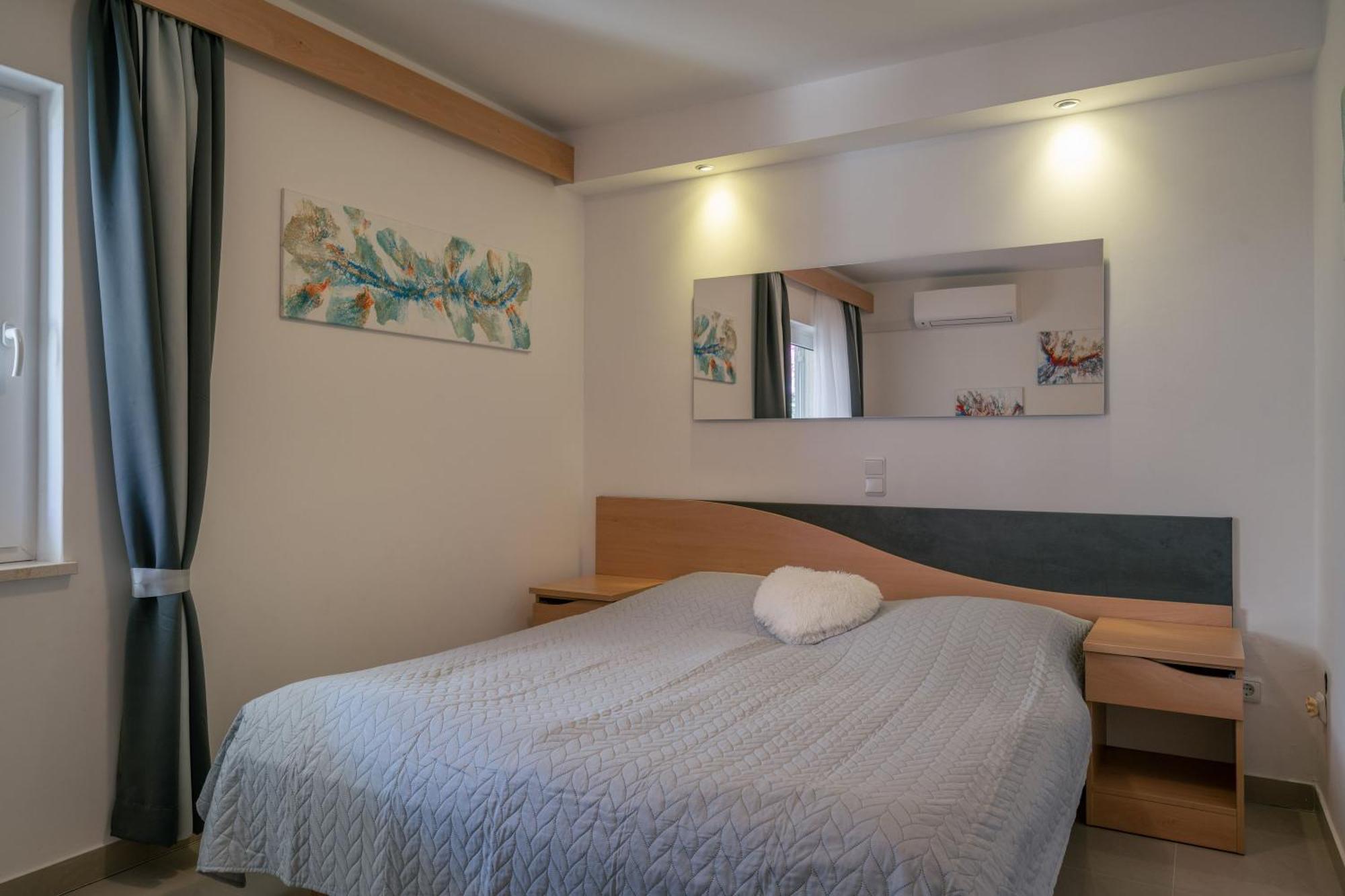 Apartmani Marelic - Sun Beach Завалатіца Екстер'єр фото